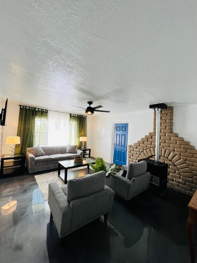 Los Casita Azul- Cozy Blue House Βίλα Los Lunas Εξωτερικό φωτογραφία